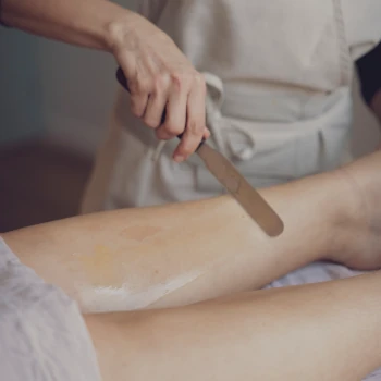 Rdv épilation avec les esthéticiennes de l'institut de beauté Les Jolis Soins entre Legé et Montaigu, Les Lucs s/Boulogne, Geneston, Mormaison et Vieillevigne.